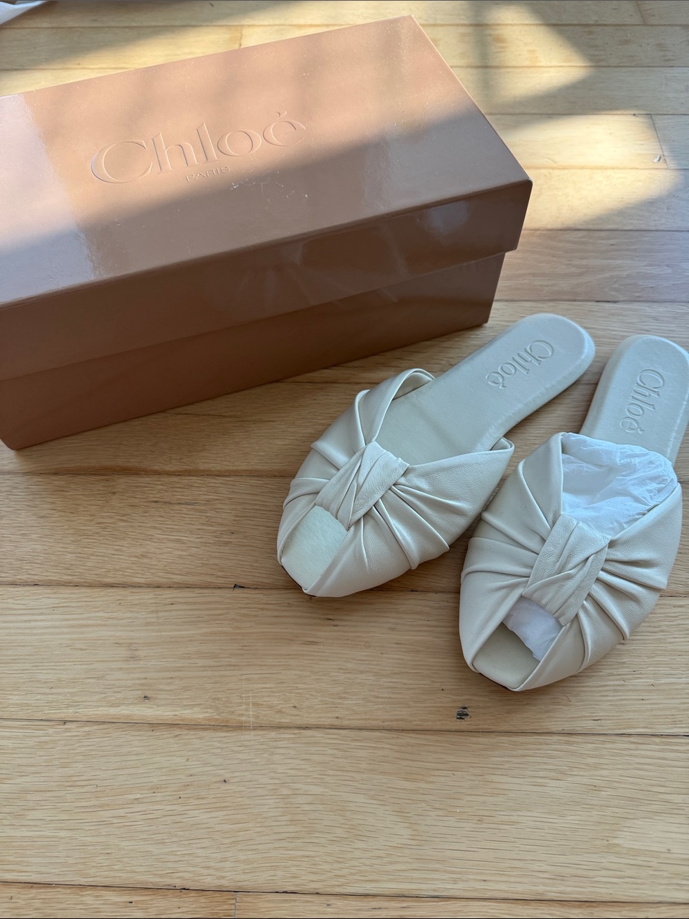 Women's Cream Knot-Detail Slide Sandals Chloe